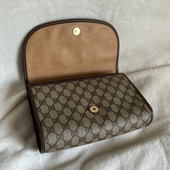 EUC Authentic Gucci Clutch with unbranded chain - Picture 5 of 17